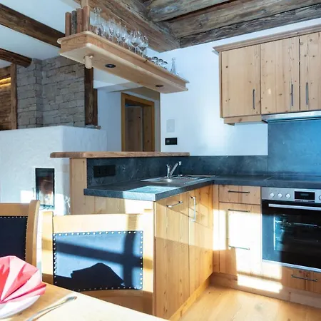 Birnbaum 펜션 그로살